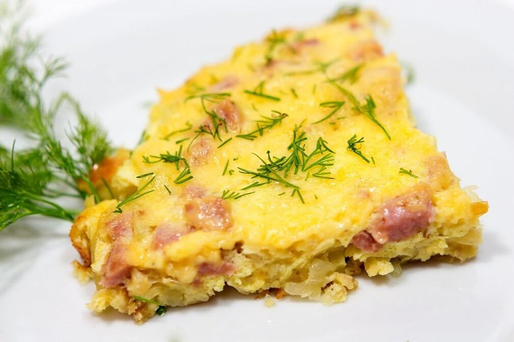 Ham omelette can be included in the daily menu of the Dukan diet